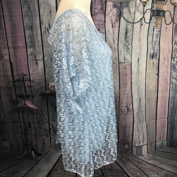 Baby Blue Lace Top - Picture 6 of 8